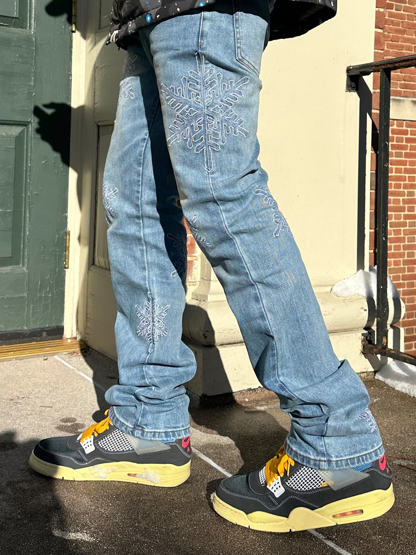 EVEREST STONE WASH SNOWFLAKE DENIM