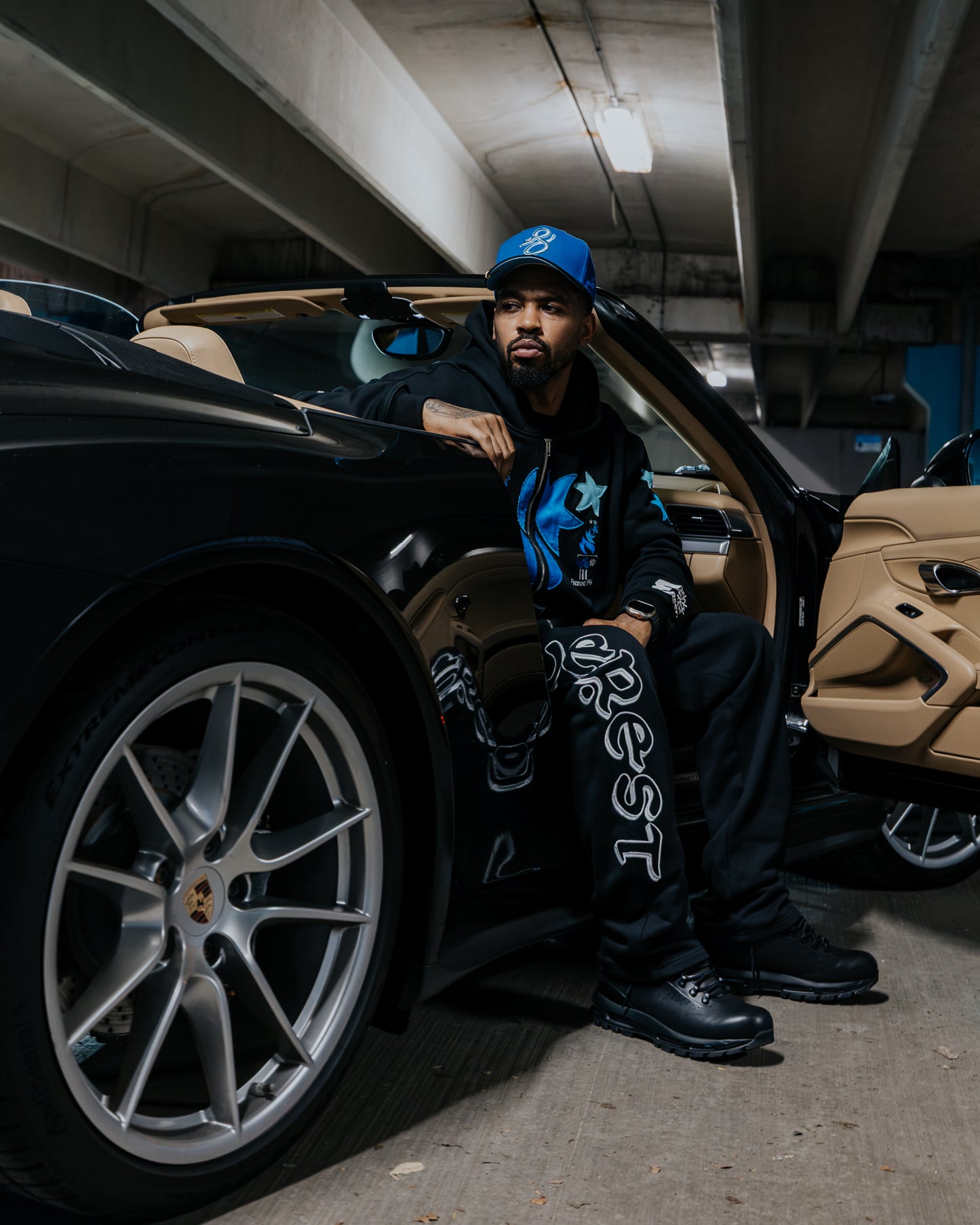 Everest Winter Game Sweat Suit